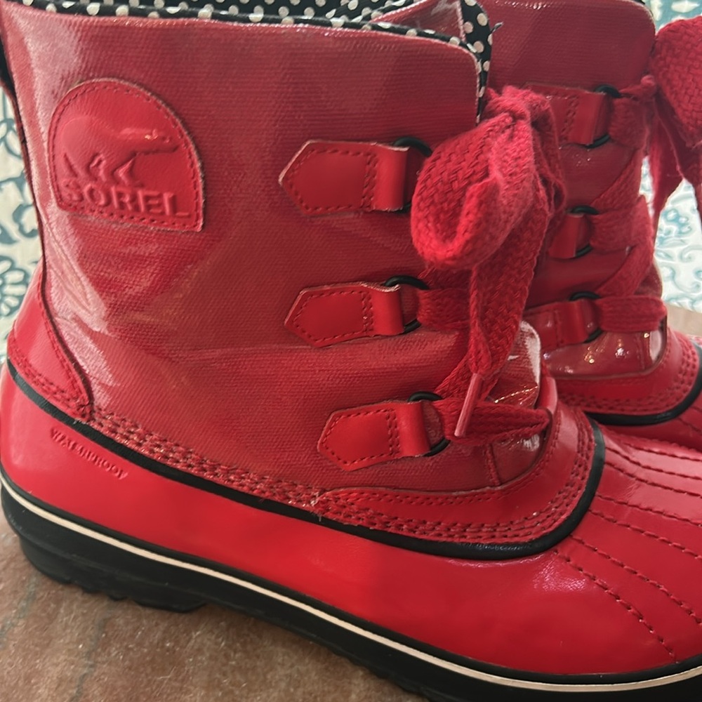 SOREL Red Duck Boots Rain Waterproof Women’s 11 Polka Dots Tívoli II shoes